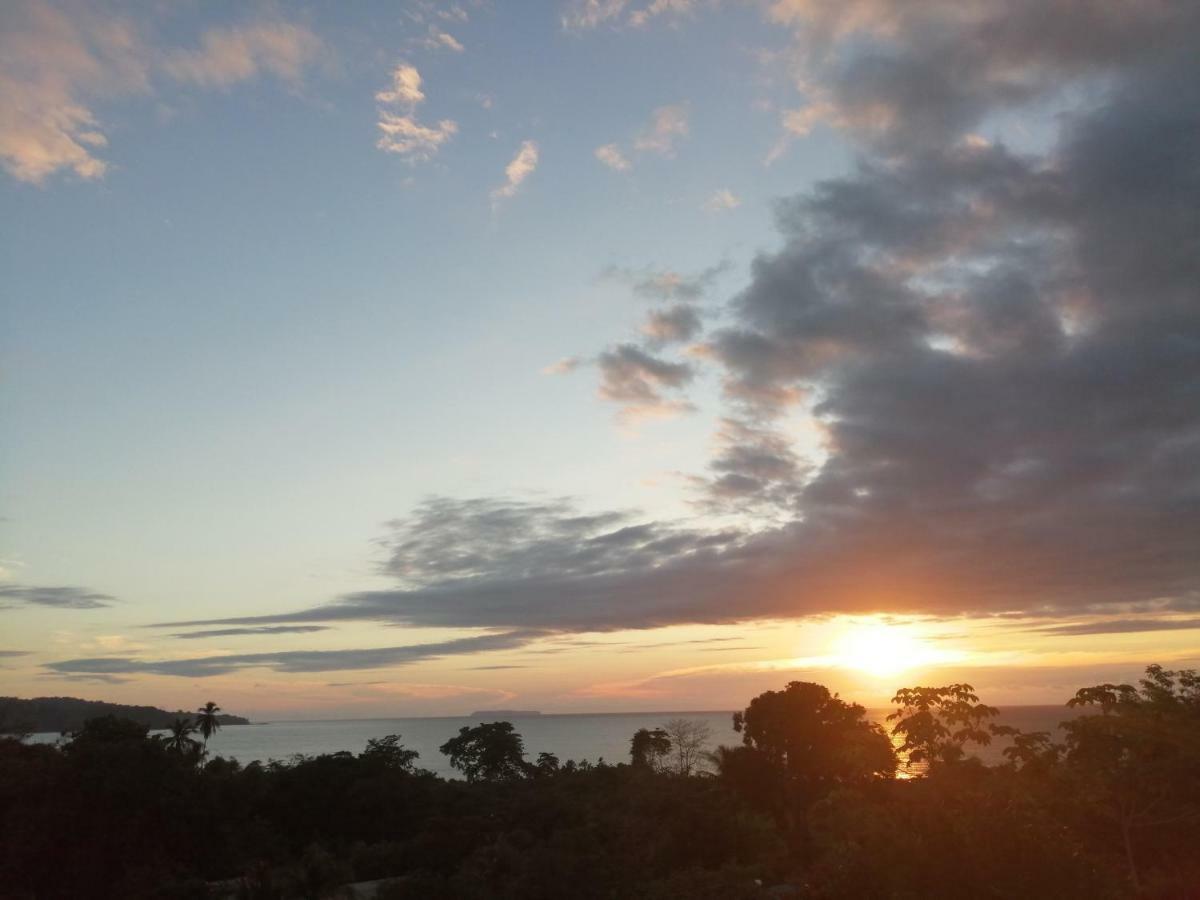 Hotel Gitana Corcovado, Y Tour Operador Drakes Bay エクステリア 写真